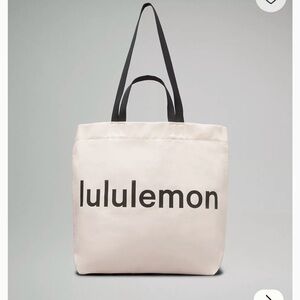 Lululemon Double-Handle Canvas Tote Bag 17L never used